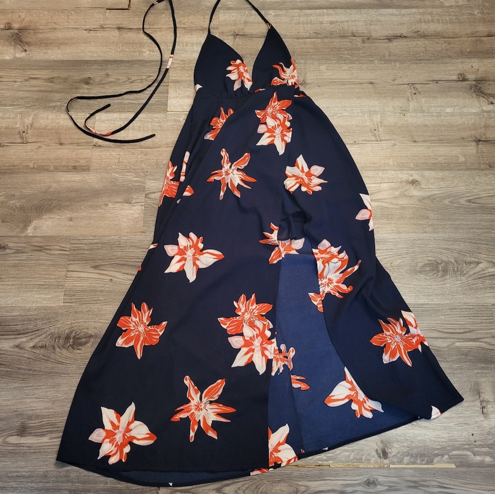 Simplee l Dress l brand: Simplee l navy l floral l Size XS l red blue floral